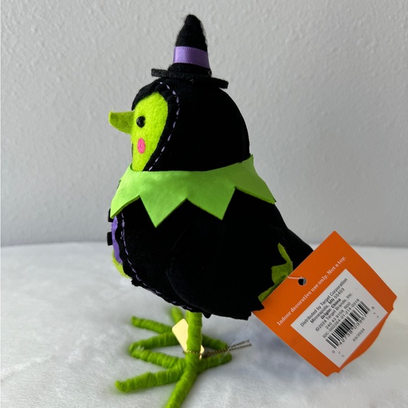 New 2024 Featherly Spellma Felt Witch Bird Halloween Figure. - Picture 2 of 3